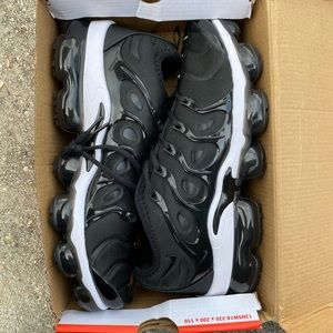 Air vapor max plus